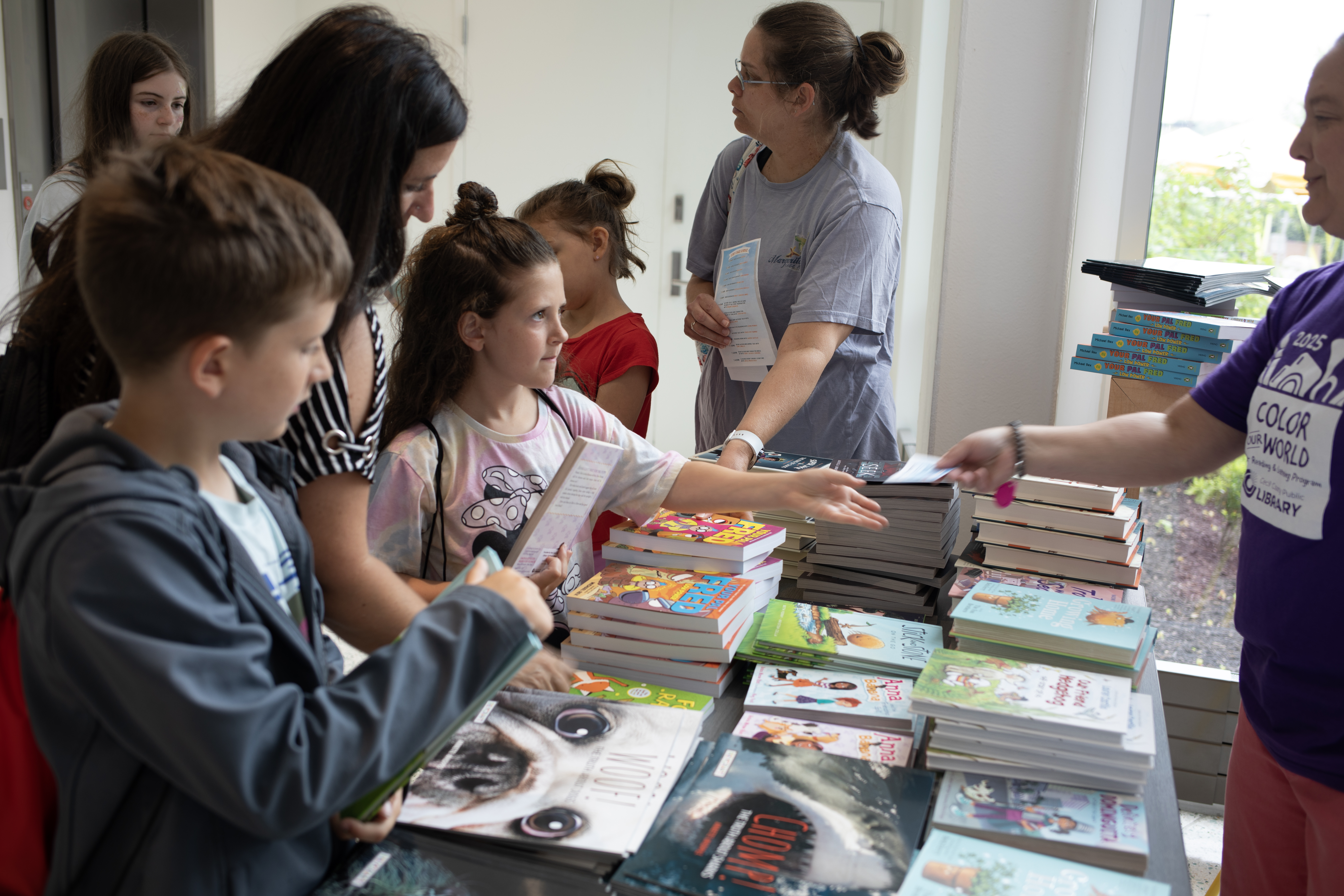 6.14.25-Children's Book Festival (50 of 91).jpg